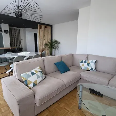 Spacieux Et Moderne * Tours