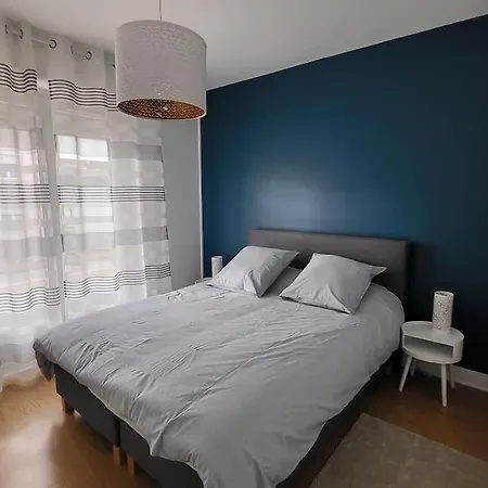 Spacieux Et Moderne Tours